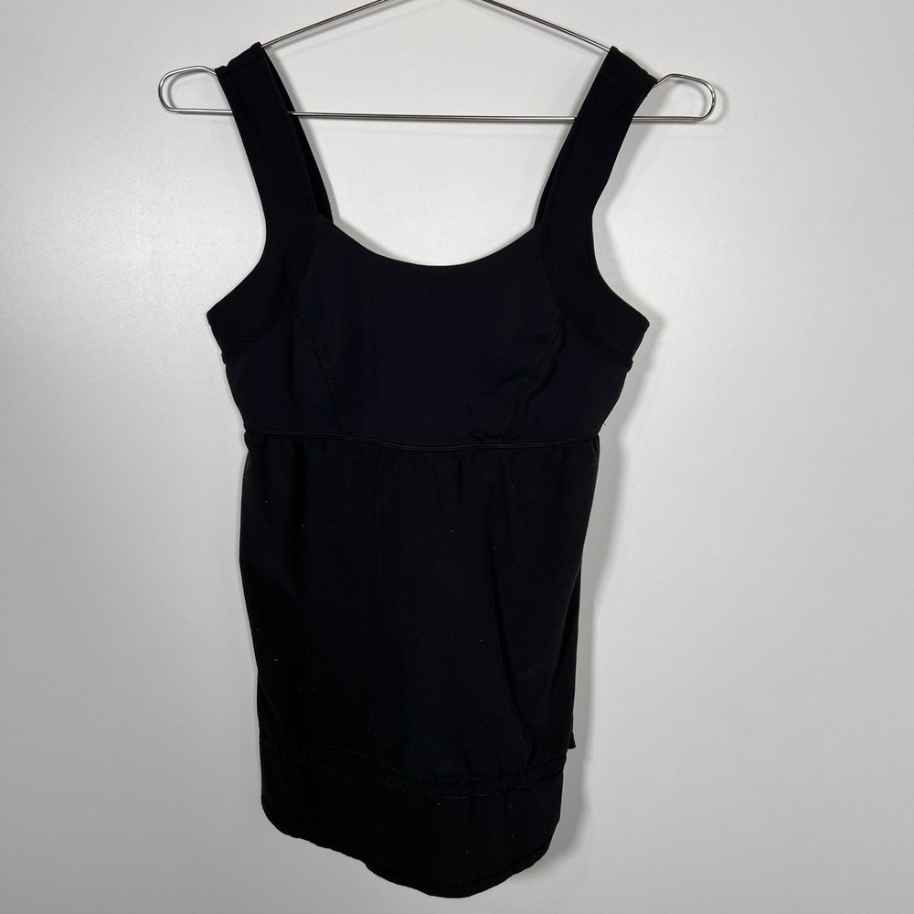 Active Black Tank Top Lululemon Built-in Bra Cinch Hem 8 Yoga Workout Gym Tank